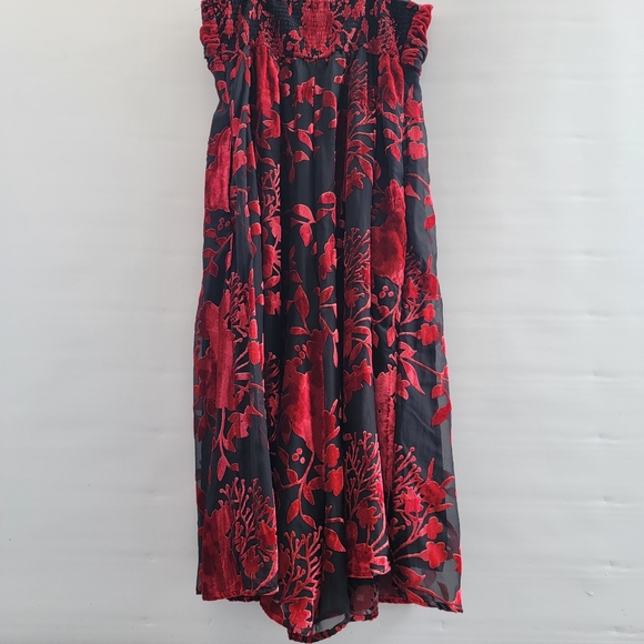Anthropologie Hutch Mabel Red Black Floral Velvet Jumpsuit Size XL Wide Leg - Picture 12 of 14